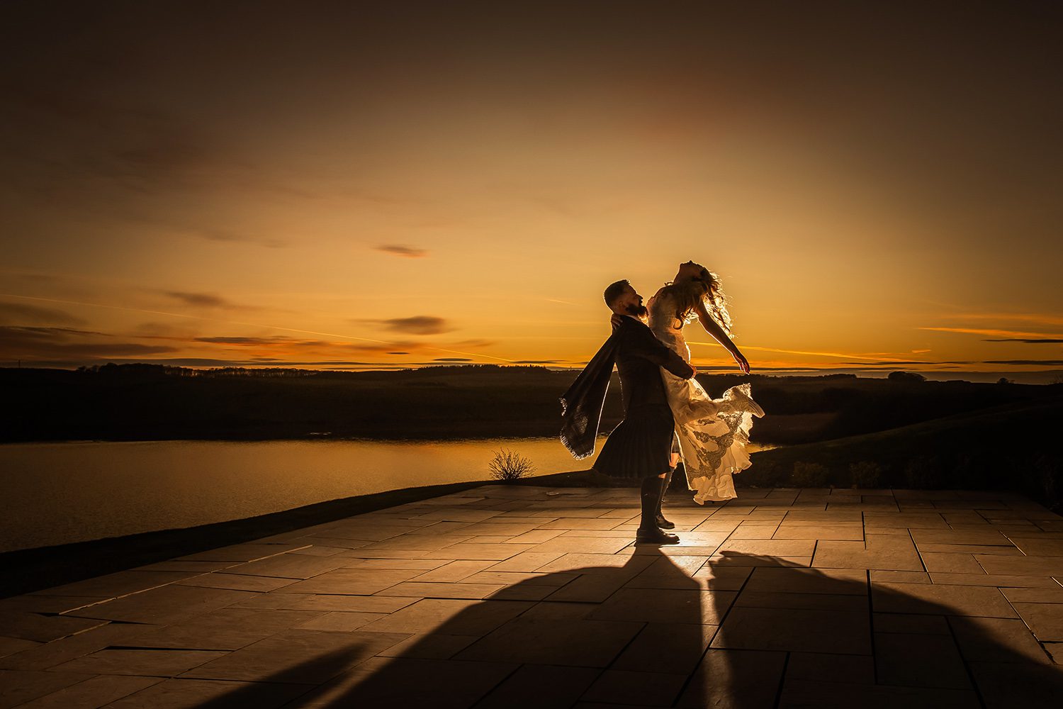 wedding photography lochside house